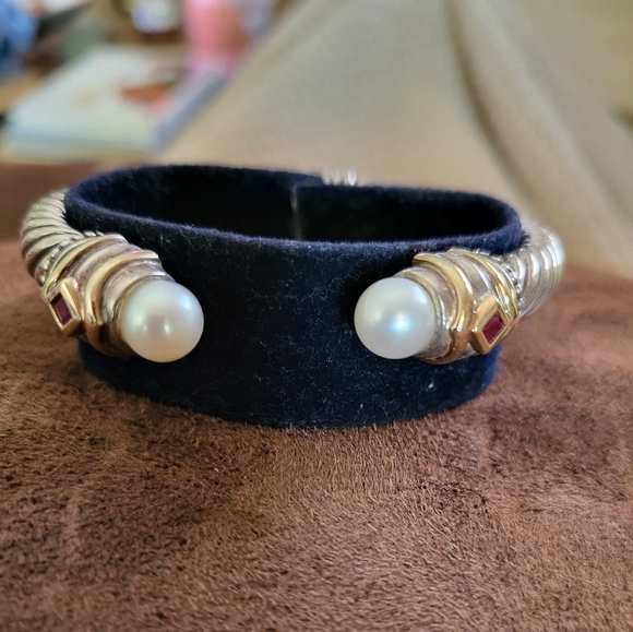 14k and 925 Renaissance Pearl And Garnet Cuff Bangle
